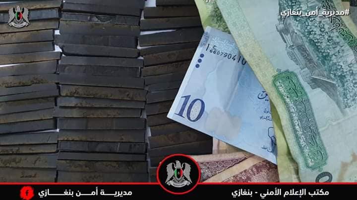 Photo of قسم النجدة بنغازي يضبط كمية من مخدر الحشيش في منطقة بوهديمة